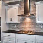 Breathtaking Kitchen Backsplash Designs For White Cabinets